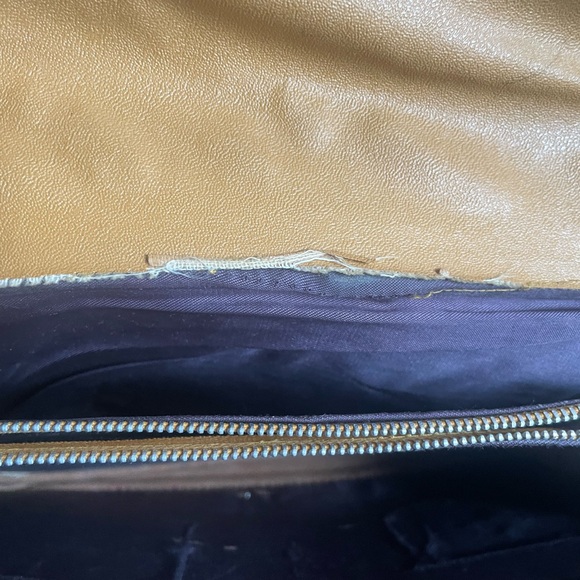 Vintage Leather Embossed Tooled Purse Bag - Picture 8 of 13